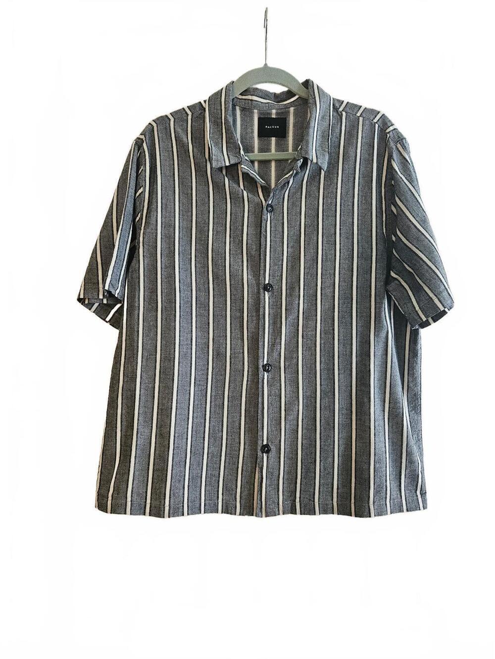 Pacsun Men's Grey and White Vertical Stripe Camp Button-Up Shirt Size Large